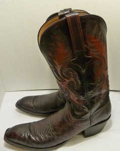 lucchese douglas