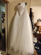 New Never Worn Size 12 Wedding Dress White 