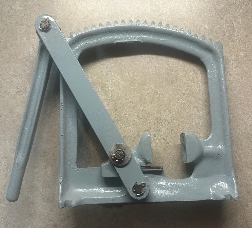 Vintage Cast Iron C E Potter Adjustable Nutcracker Sapulpa OK - Image 2 of 4