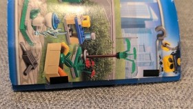 LEGO City 40170 Build My Accessory Set 100 Piece Bicycle Street Signs New Sealed