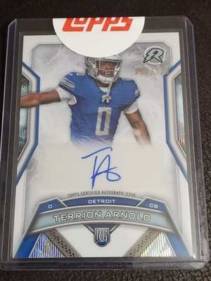 2024 Topps Resurgence Terrion Arnold Rookie Signature White Surge RC Auto #/125