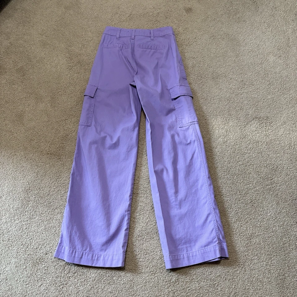 Pantalones cargo Forever 21 púrpura de moda y2k pierna ancha talla XS (largo completo) Foto 3 de 4