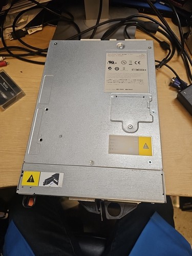 CONTRÔLEUR DE STOCKAGE DELL SC4020 10N16 10G-iSCSI-2 TYPE A E15M E15M001 0998162-21 - Photo 9/22