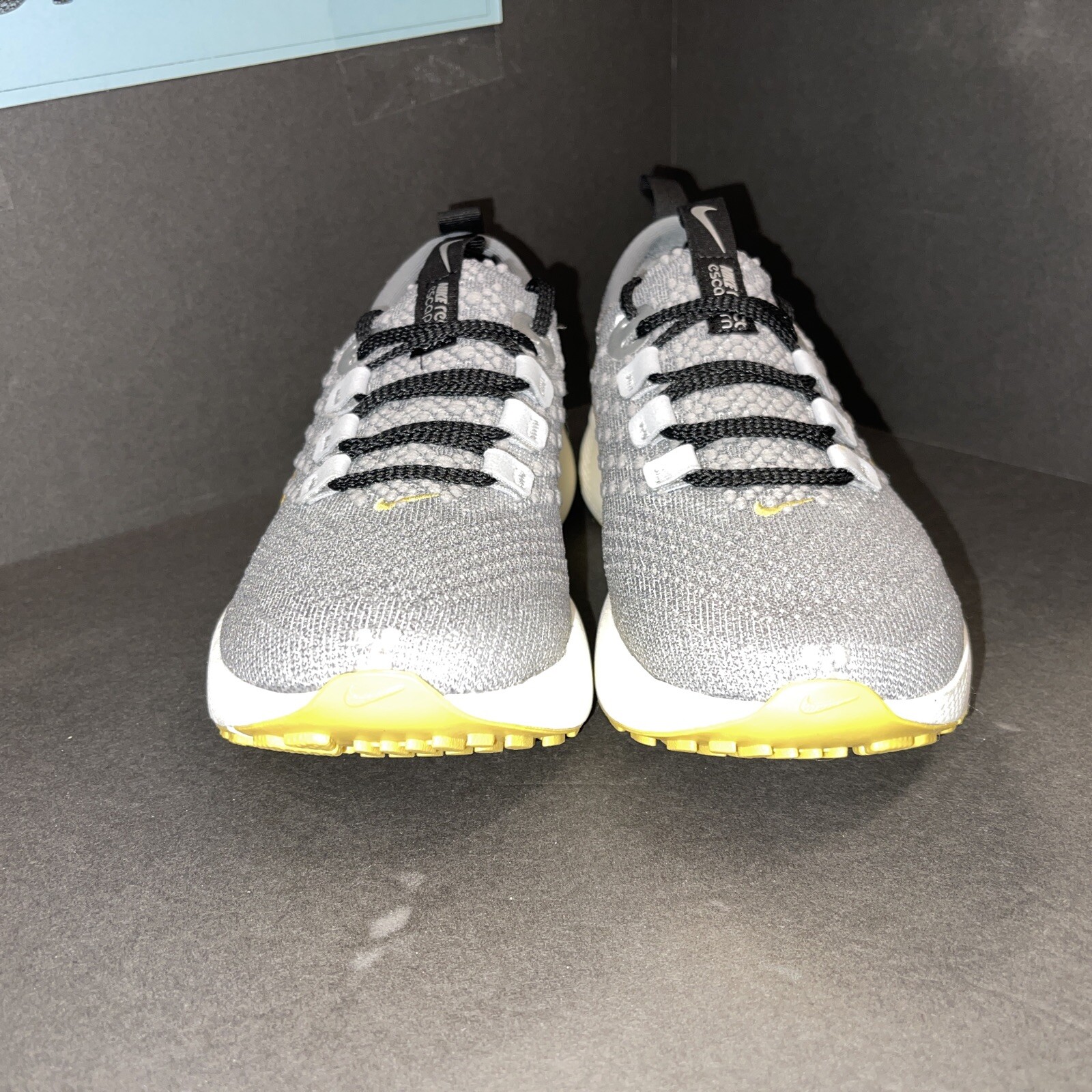 Nike React Escape RN Flyknit Grey Metallic Gold DC4269-003 Women's 9.5 Men's 8 image 3