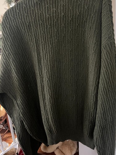 Clairborne Sweater Mens Medium DK Olive Green Long Sleeve Sweater NWT - Picture 4 of 4