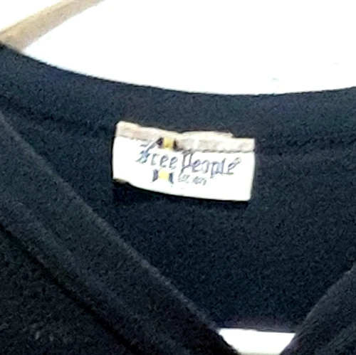 Cárdigan Suéter Vintage Free People Negro Pequeño Madreperla Botones - Como Está Foto 4 de 4