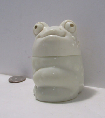 Vintage Avon Glass Toad ''To A Wild Rose'' Cream Sachet 1.25 oz Figural Bottle