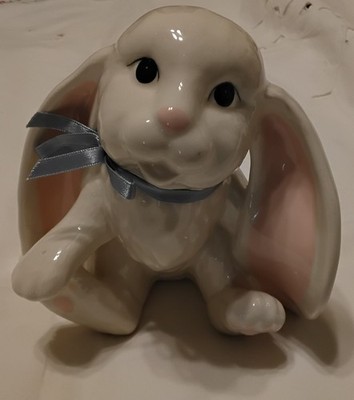 Vintage Ceramic Bunny W/long ears
