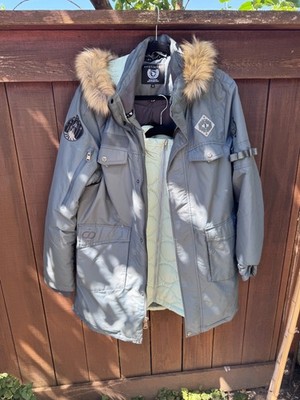 Destiny 2 Deep Stone Crypt Raid Jacket - NEW Medium M 