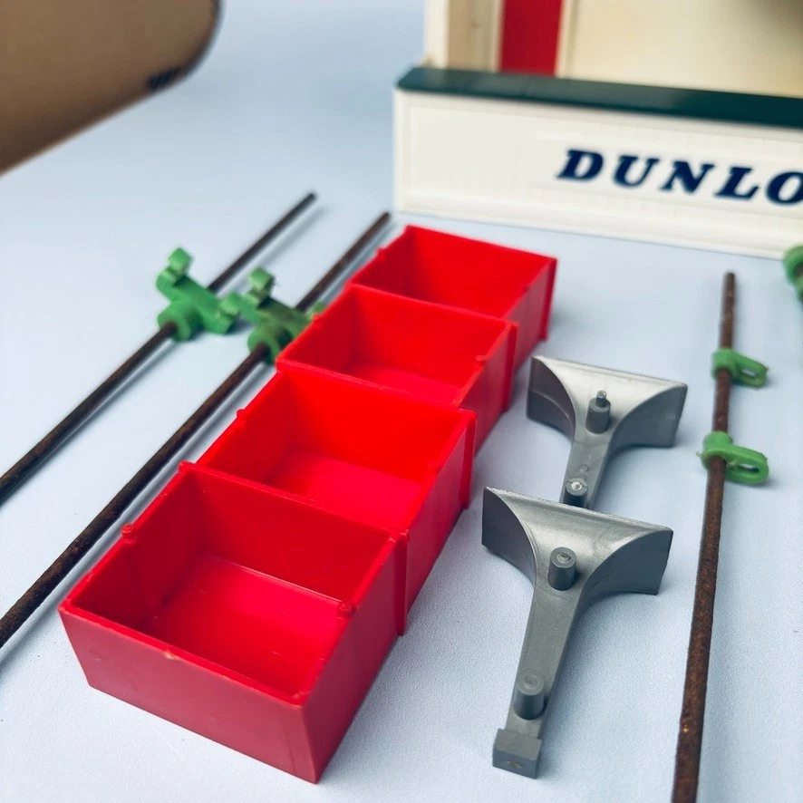 DE COLECCIÓN SCALEXTRIC EDIFICIO PISTA INICIO PANCARTA POZO SOPORTE DEL PROPIETARIO A202 A203 - Imagen 3 de 4