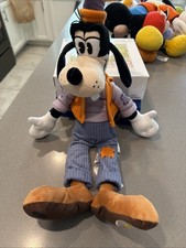 Goofy Disney Park Exclusive Plush Soft Toy Stuffed Animal 21"