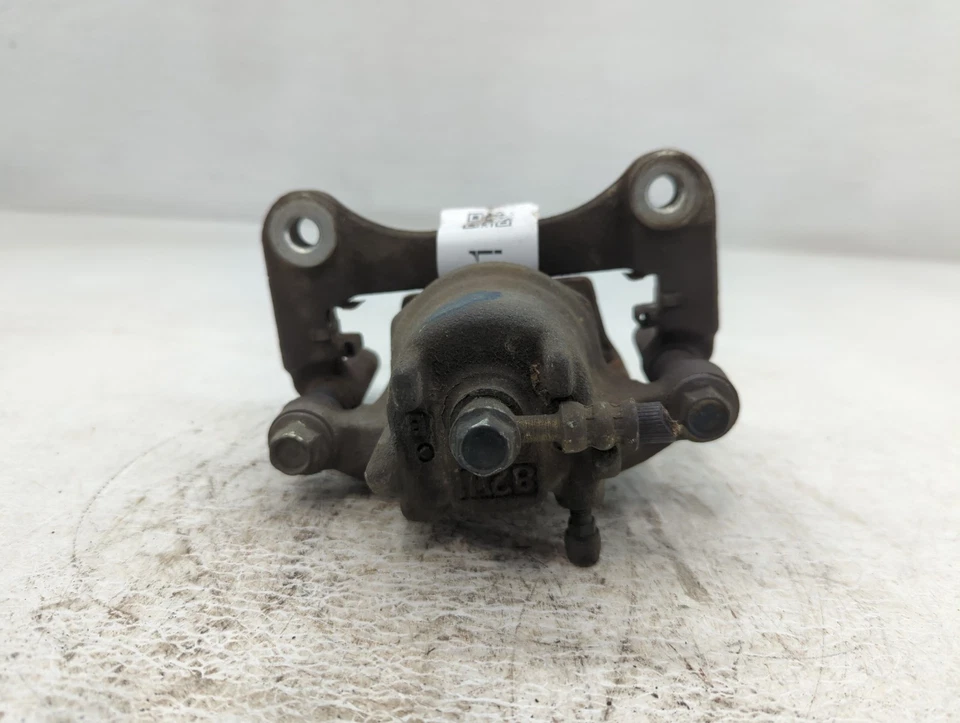 Pinza de freno izquierda conductor delantero Mitsubishi Mirage 2018 VWPUU Foto 4 de 4