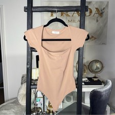 Aritzia Babaton XS Nude Square Neck Cap Sleeve Bodysuit Stretch Second Skin EUC