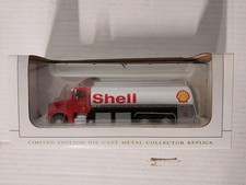 Shell Oil Peterbilt 385 Tanker Truck By SpecC...