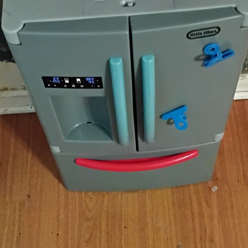 Little Tikes Pretend Play Toy Refrigerator, Gray Plastic Kitchen Appliance