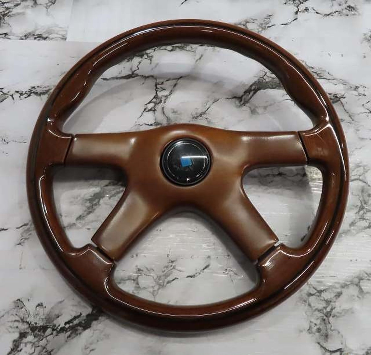 NARDI ナルディ ガラ4 ステアリング 365mm FET/MOMO/モモ NARDI ナルディ ガラ4 ステアリング 365mm FET/MOMO/モモ