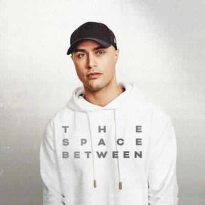 ILLY: The SPACE BETWEEN - LP vinyl