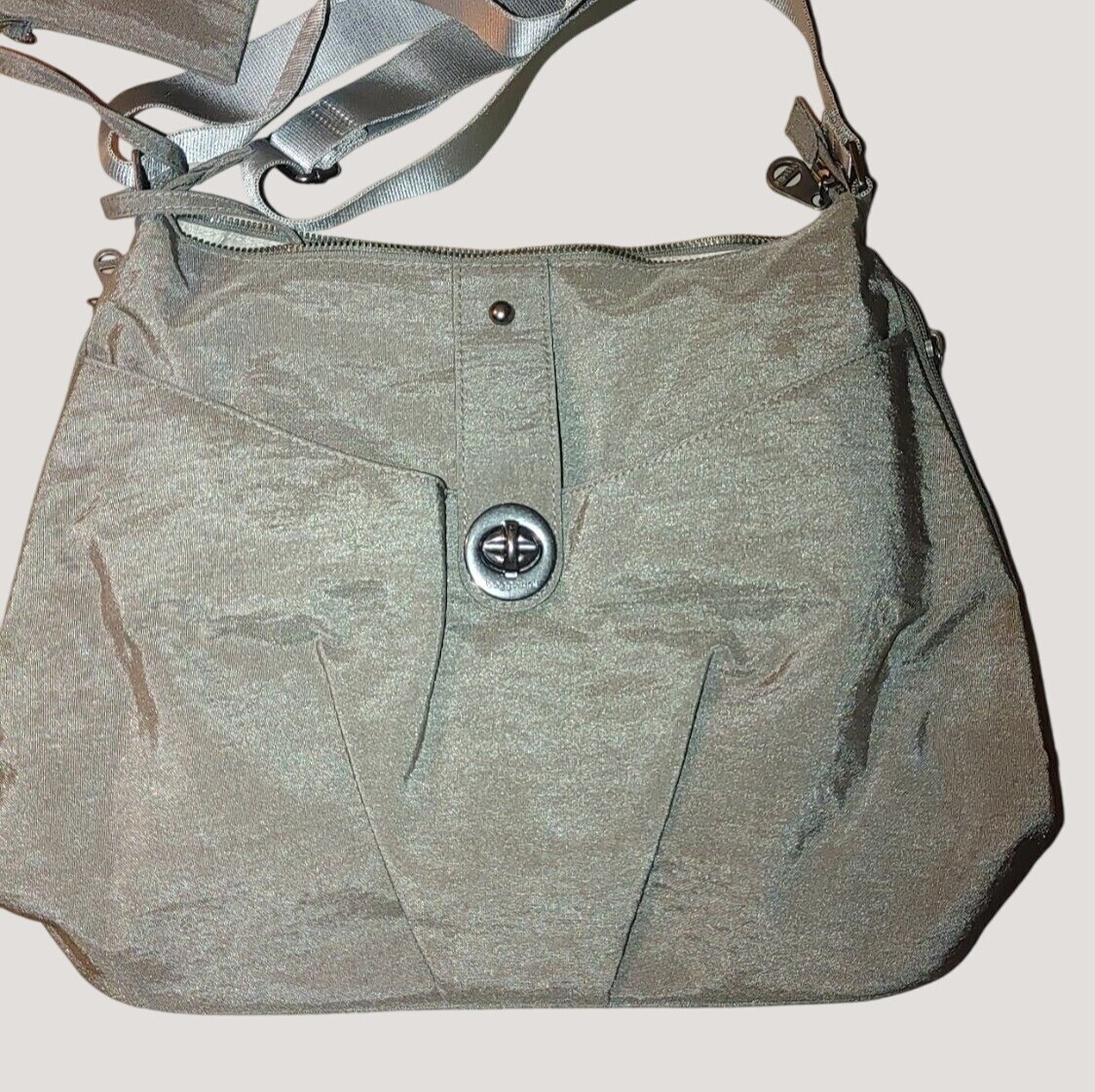 Baggallini Helsinki Crossbody Hobo Bag Light Gray Adjustable Strap Zip  Closure
