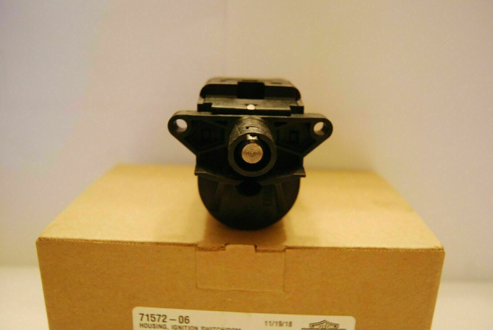 OEM 0613 Harley Touring Ignition Key Switch Housing Street Electra