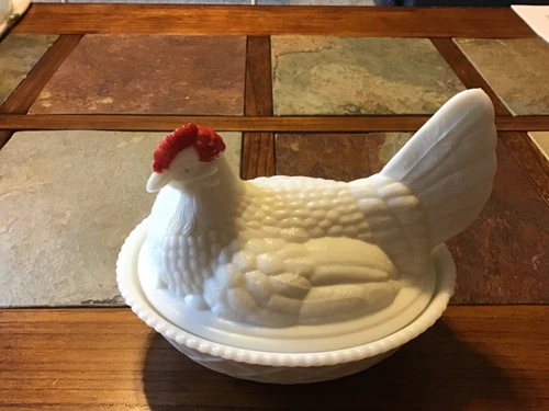 Vintage Milk Glass Nesting Hen Candy Dish: NO CHIPS: 7.5” Long