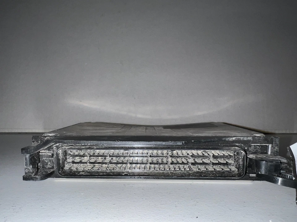 Módulo de control electrónico ECM del motor compatible con 99-00 BMW 323i 1692 E46 Foto 3 de 3