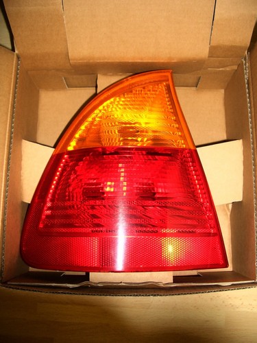 BMW E46 Rücklicht Rückleuchte Links Bj. 98-01 Limousine