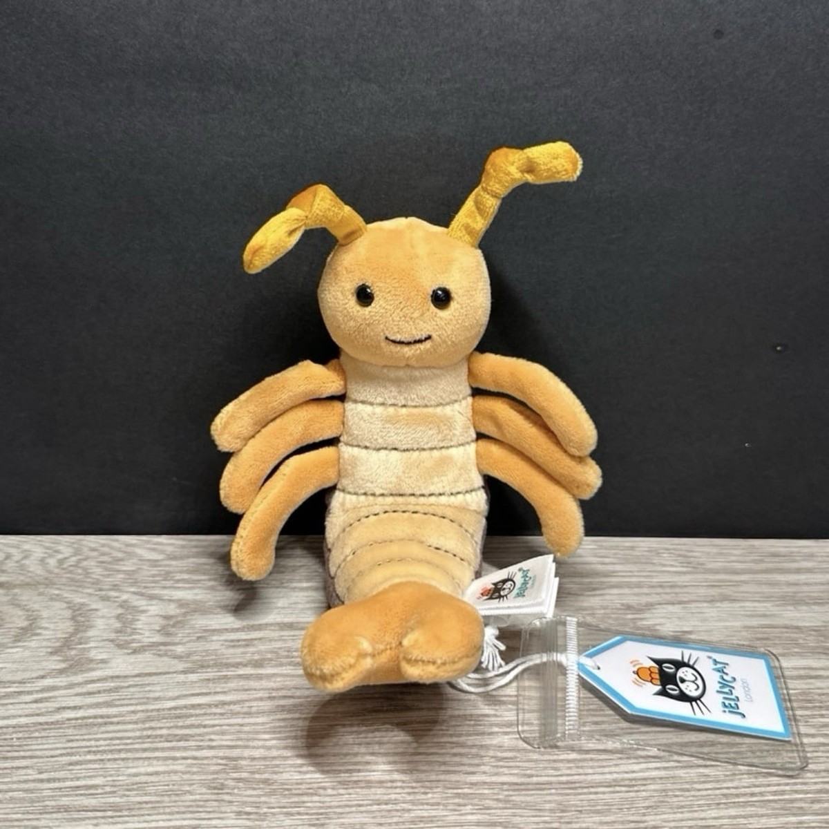 AUTHENTIC❗️Jellycat niggly wiggly Ernie earwig- NWT Retired