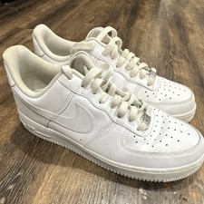 Nike Air Force 1 ’07 Triple White Low Top Sneakers Men’s Size 8.5 AF1 Classic