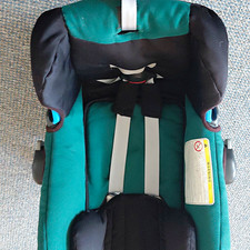 Römer Baby-Safe Plus Babyschale 0+ bis 13 kg Türkis/Schwarz mit Tragegriff