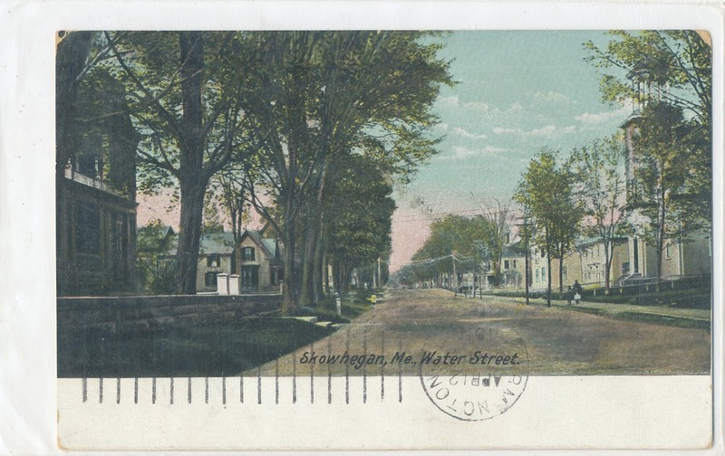 ME, SKOWHEGEN  --  WATER STREET - POSTCARD