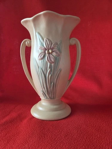 Vintage Hull Matte Glaze Iris Double Handled Vase 406-8 1/2"