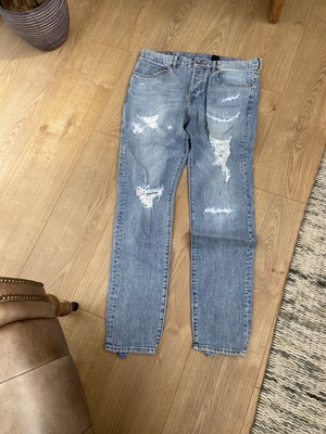 relaxed skinny fit jeans