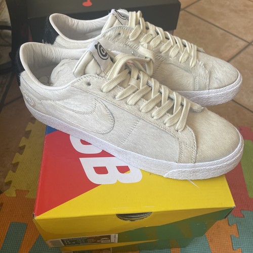 nike blazer low bearbrick