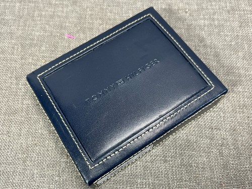 Tommy Hilfiger Wallet Mens Leather Bifold Slim ID Billfold Brown new w box