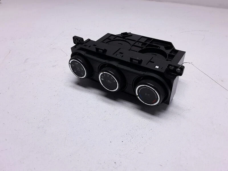 Subaru Forester 2014-2015 aire acondicionado manual control de temperatura OEM Foto 3 de 4