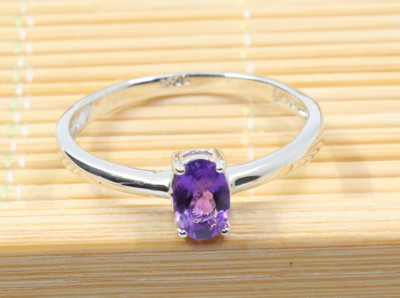 Natürlicher tiefvioletter Amethyst Sterlingsilber 925 Handarbeit Damen Solitär Ring
