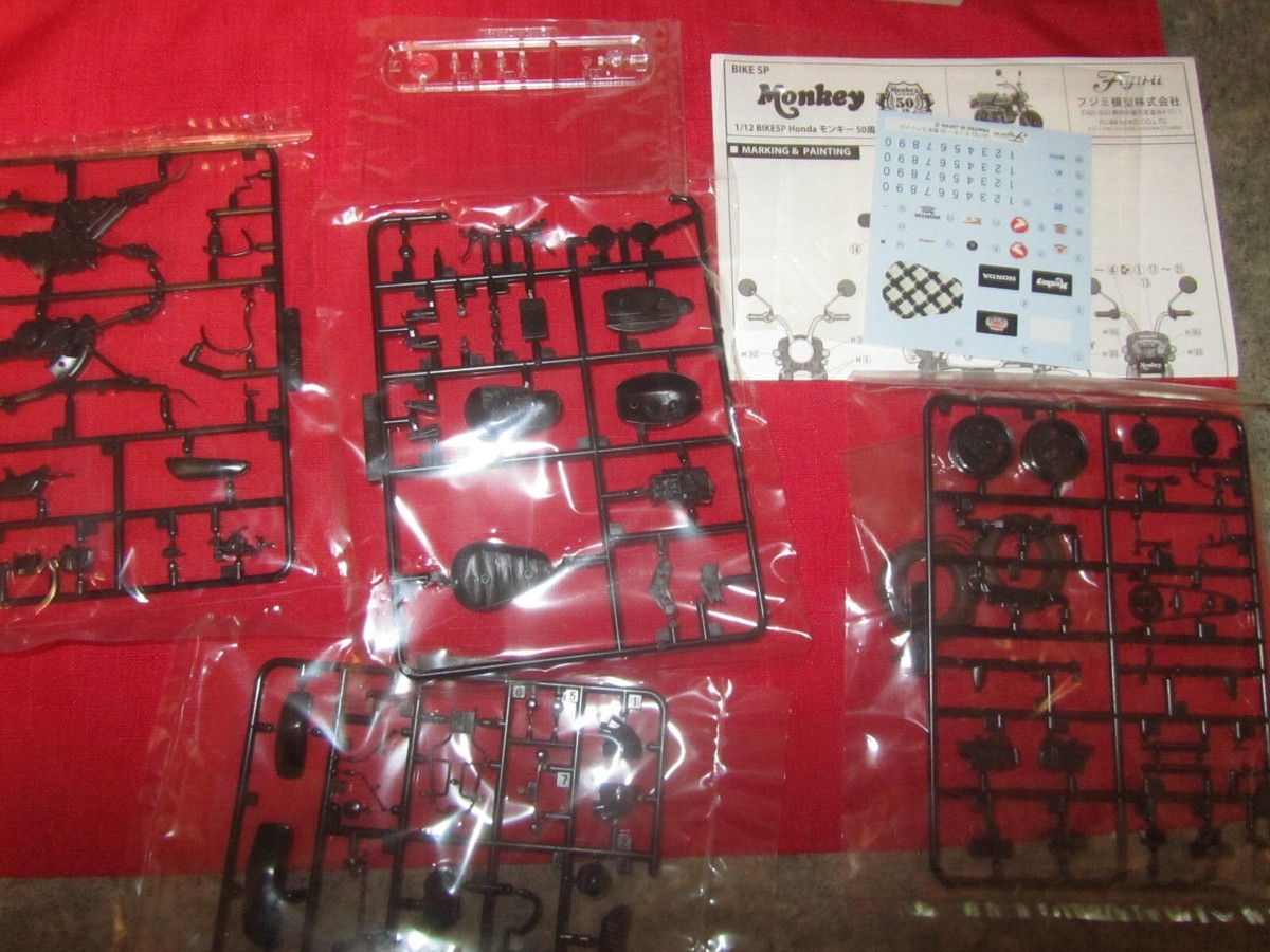 Fujimi 1/12 Honda Monkey 50th Anniversary Special Plastic Model