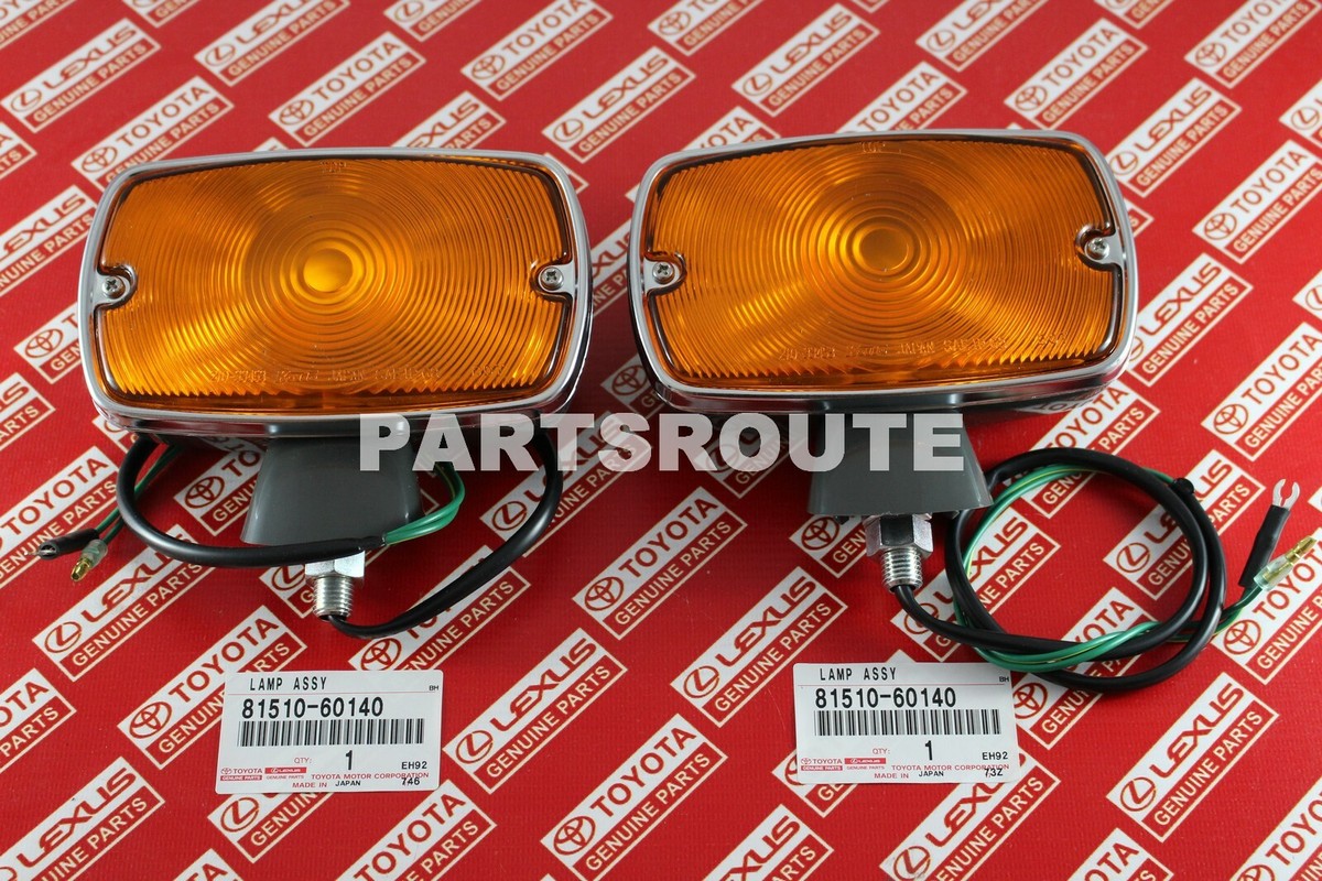 ビンテージ　パンサー　ランプ Toyota Land Cruiser FJ40 40Series OEM Front Turn Signal Lights