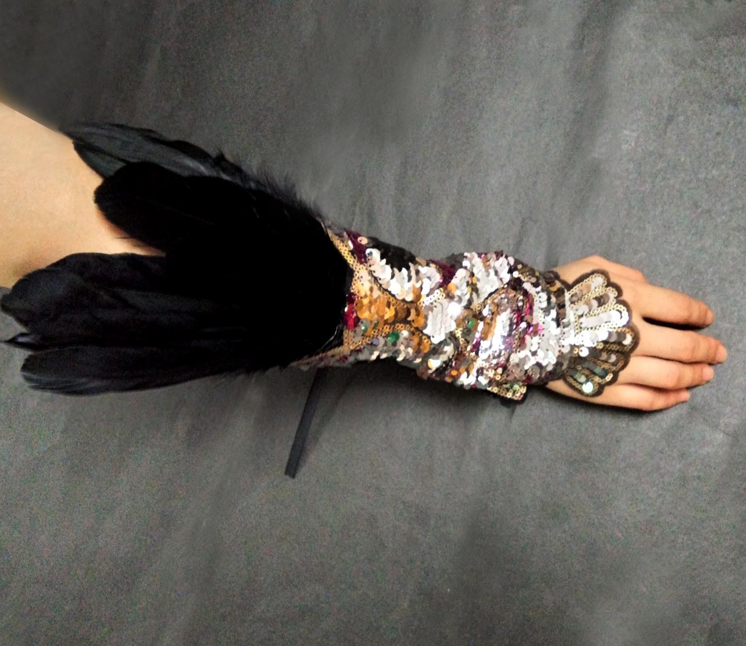 Women Wedding Feather Wrist Corsage Wristband Cosplay Costume Steampunk gloves