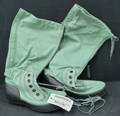 USGI Extreme Cold Weather N-1B Mukluk Boots Small boot size green
