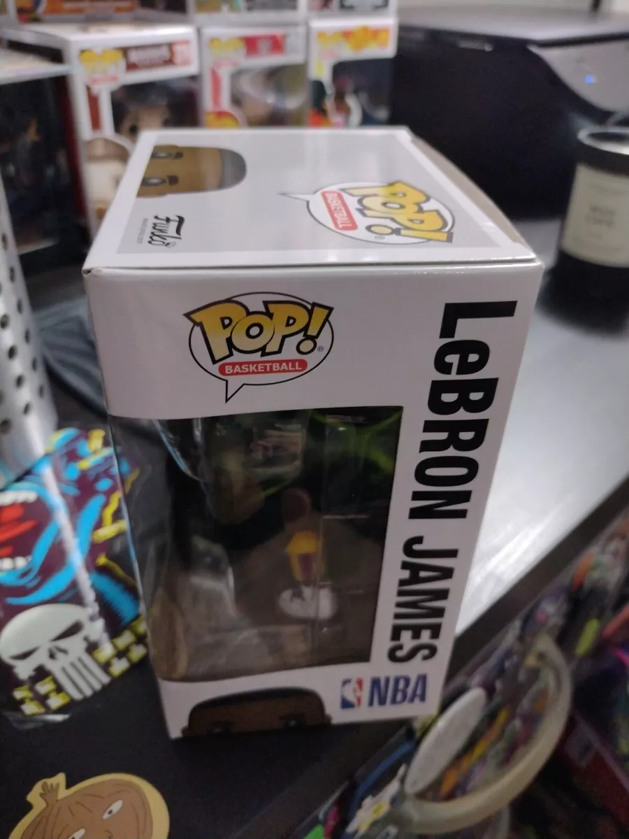 Funko Pop LeBron James Los Angeles Lakers #52 Yellow Jersey Footlocker Exclusive