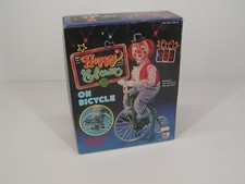 Very Rare Wetoys Happy Clown on Bicycle Hong Kong 6591 FREE SHIPPING