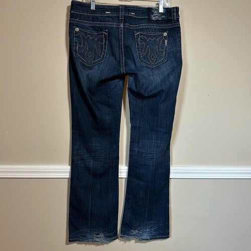 MEK Easton Women's Slim Bootcut Jeans Dark Distressed Size 31/32 - Picture 4 of 13
