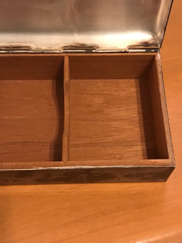 WM Rogers and Son Paul Revere Silver Plated Wood Box - Picture 8 of 12