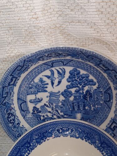 Vintage Blue Willow Ware England set di 3-2 ciotole e 1 ciotola da dessert più grande - Foto 2 di 6