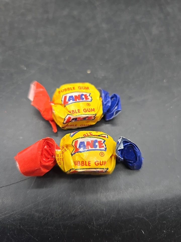 "2 piezas de goma de mascar Lance Bubble 1983 vintage 2"" raras" Foto 2 de 4