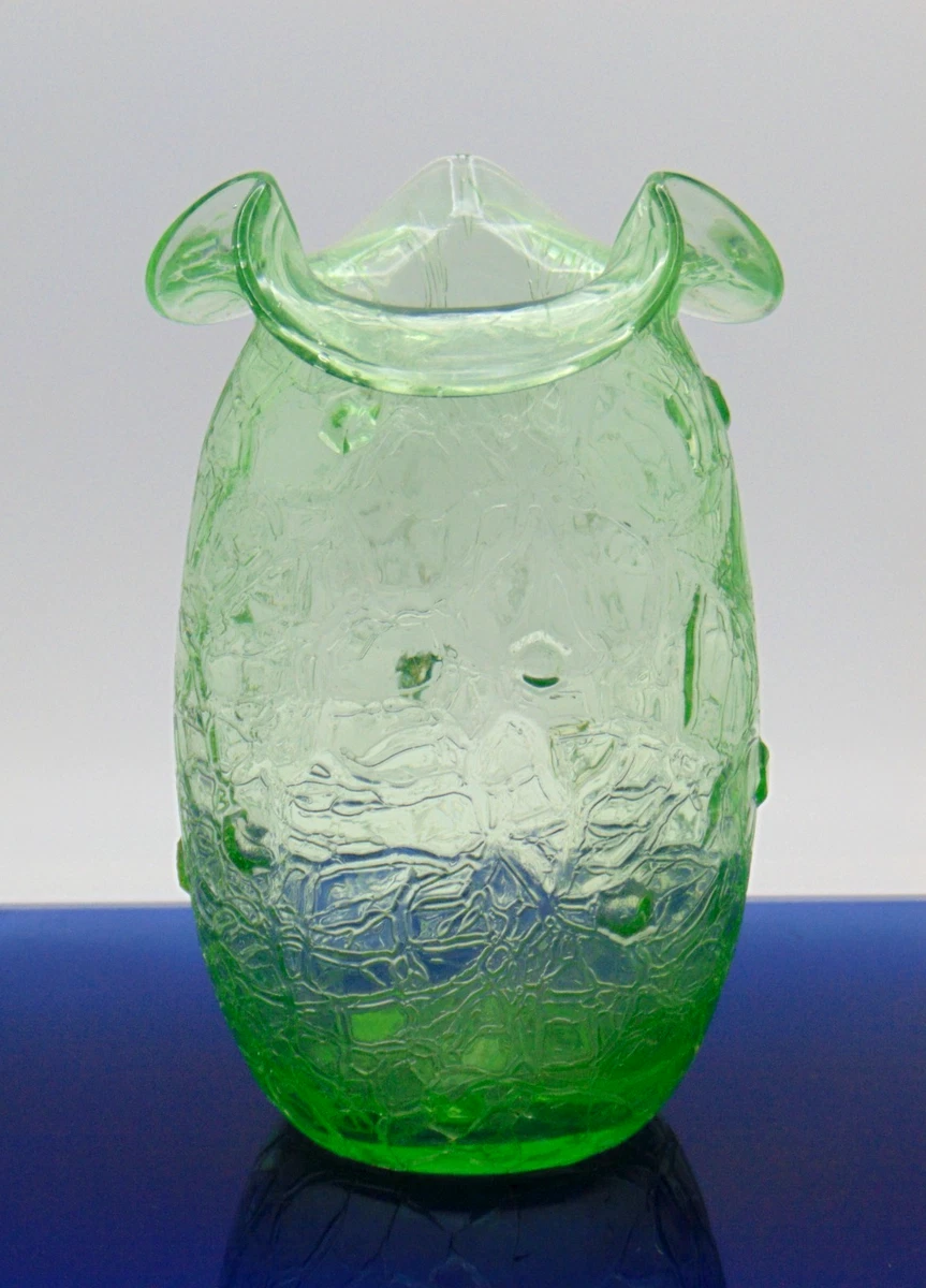 Glass Green Collectible 1900-1919 Time Period Manufactured Vases