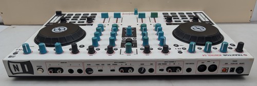 Native Instruments Traktor Kontrol S4 MK1 DJ Controller Midi Turntable - Picture 7 of 14