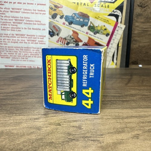Vintage Lesney Matchbox Series No. 44 GMC Refrigerator Truck w Original Box 1/64 - Picture 14 of 20