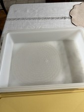 TUPPERWARE Rectangle Sheet Cake/Cupcake Carrier 622 Harvest Gold 9x13